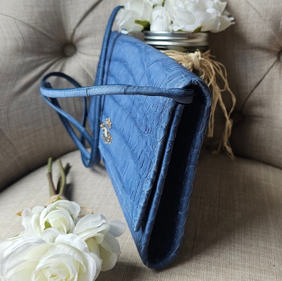 Coach Limited Edition Denim Embossed Crockidial Crossbody Shoulder Bag ( Blue ) - Picture 7 of 16